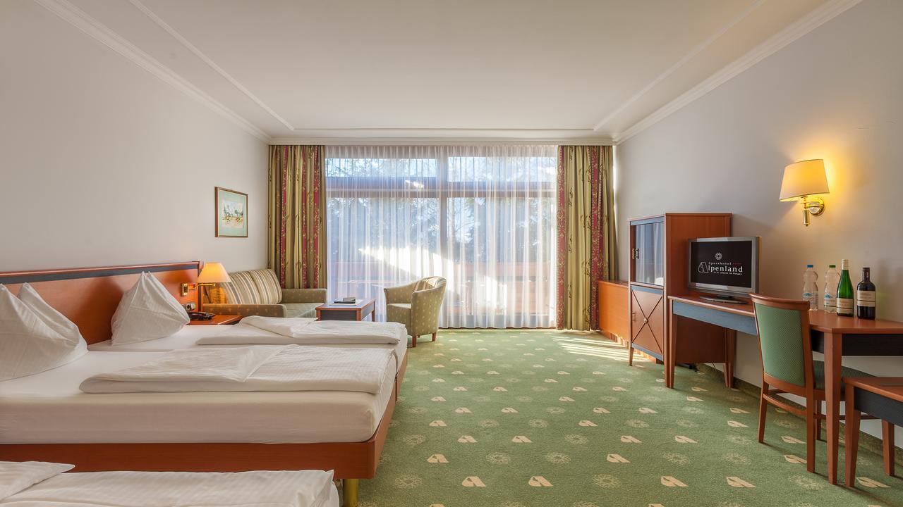 Alpenland St Johann Hotel