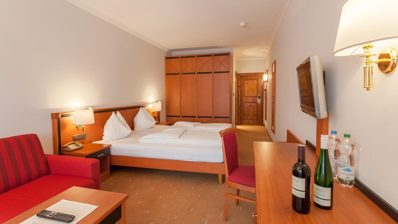 Alpenland St Johann Hotel